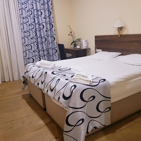 Hotel Tetnuldi Местия Экстерьер фото
