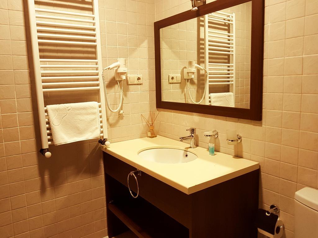 Hotel Tetnuldi Местия Экстерьер фото