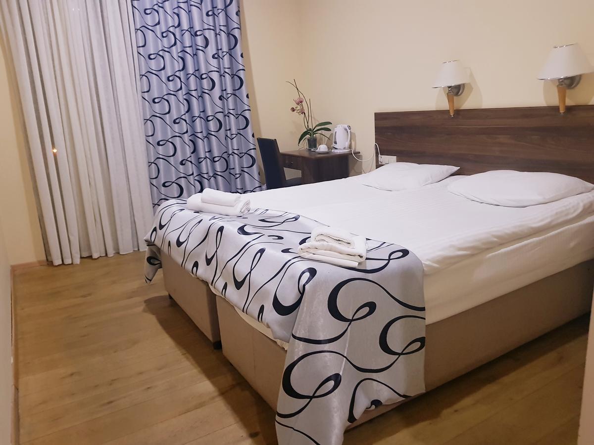 Hotel Tetnuldi Местия Экстерьер фото