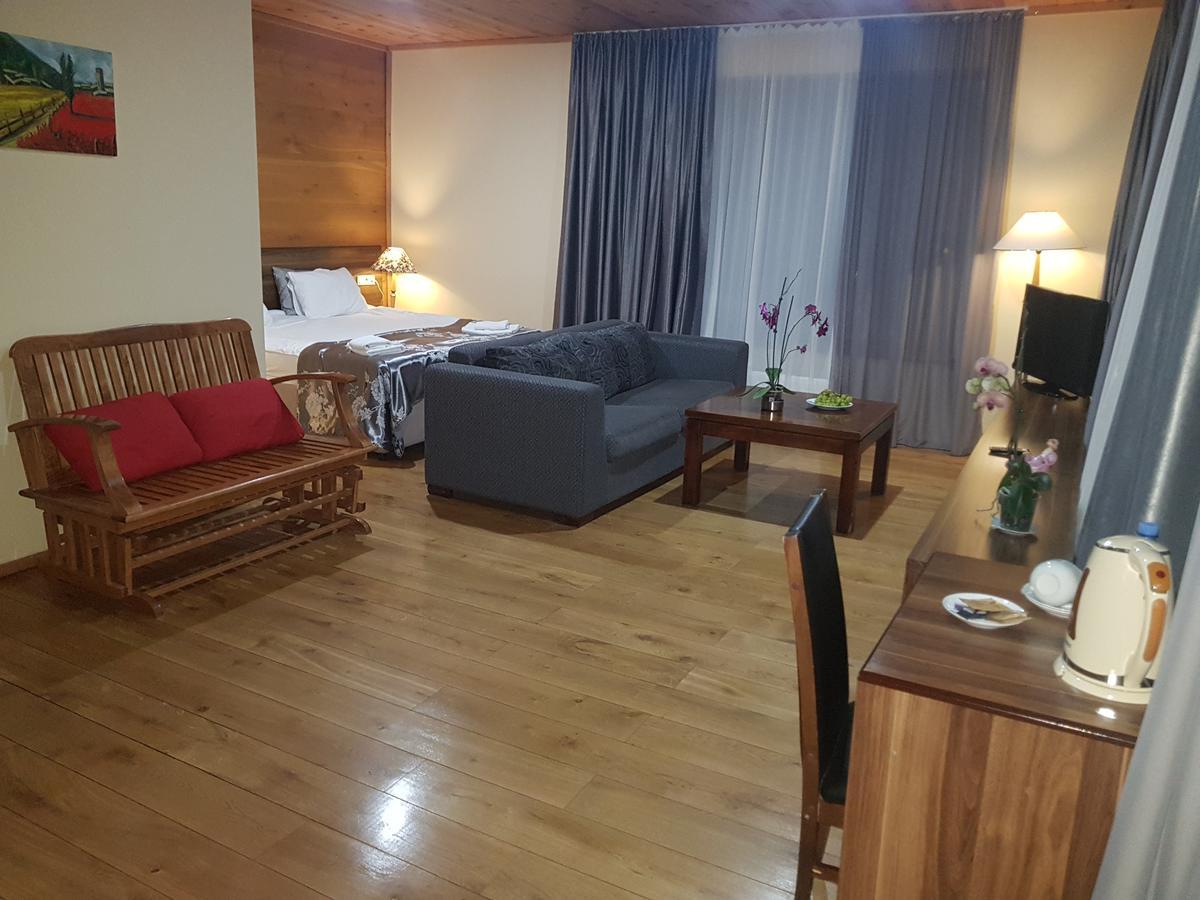 Hotel Tetnuldi Местия Экстерьер фото