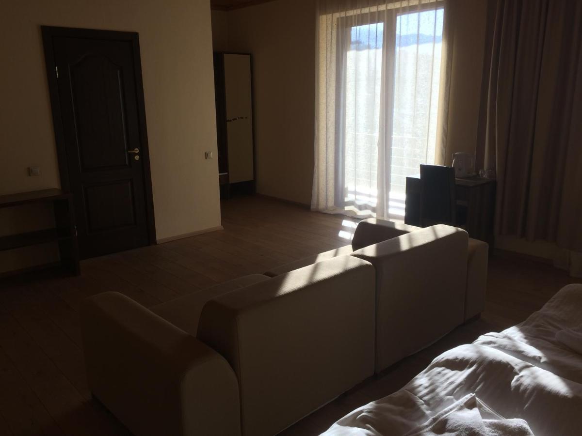 Hotel Tetnuldi Местия Экстерьер фото
